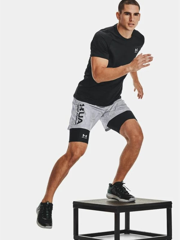 Shorce për stërvitje për meshkuj Under Armour, të zeza
