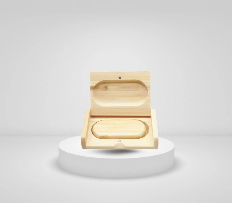 USB Flash Drive 16GB prej Druri me Kuti Ovale Dekorative