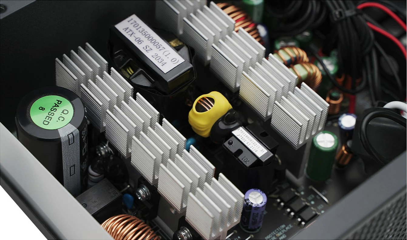 Kasë energjie Deepcool PF750, 750W, 80 PLUS White, jo-modular, e zezë