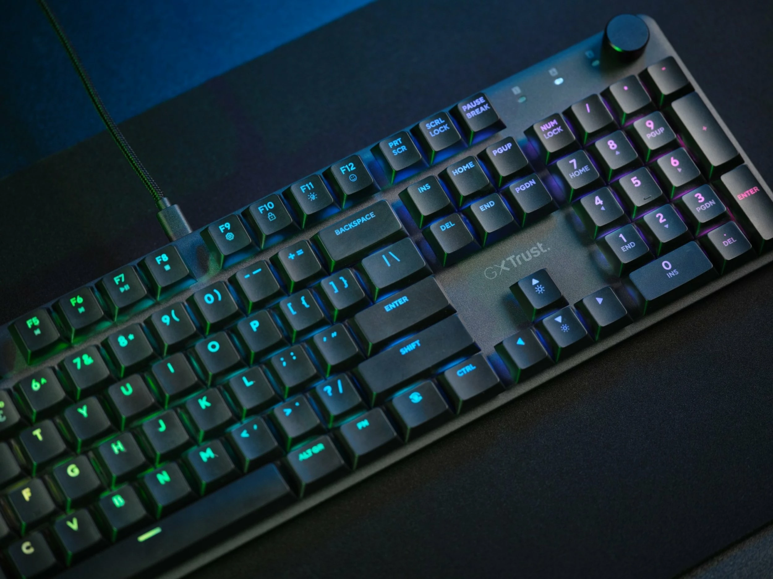 Tastierë gaming mekanike Trust GXT 866 Torix (24910), full-size 104 tasta, layout US, RGB, USB me kabllo të ndashme, e zezë