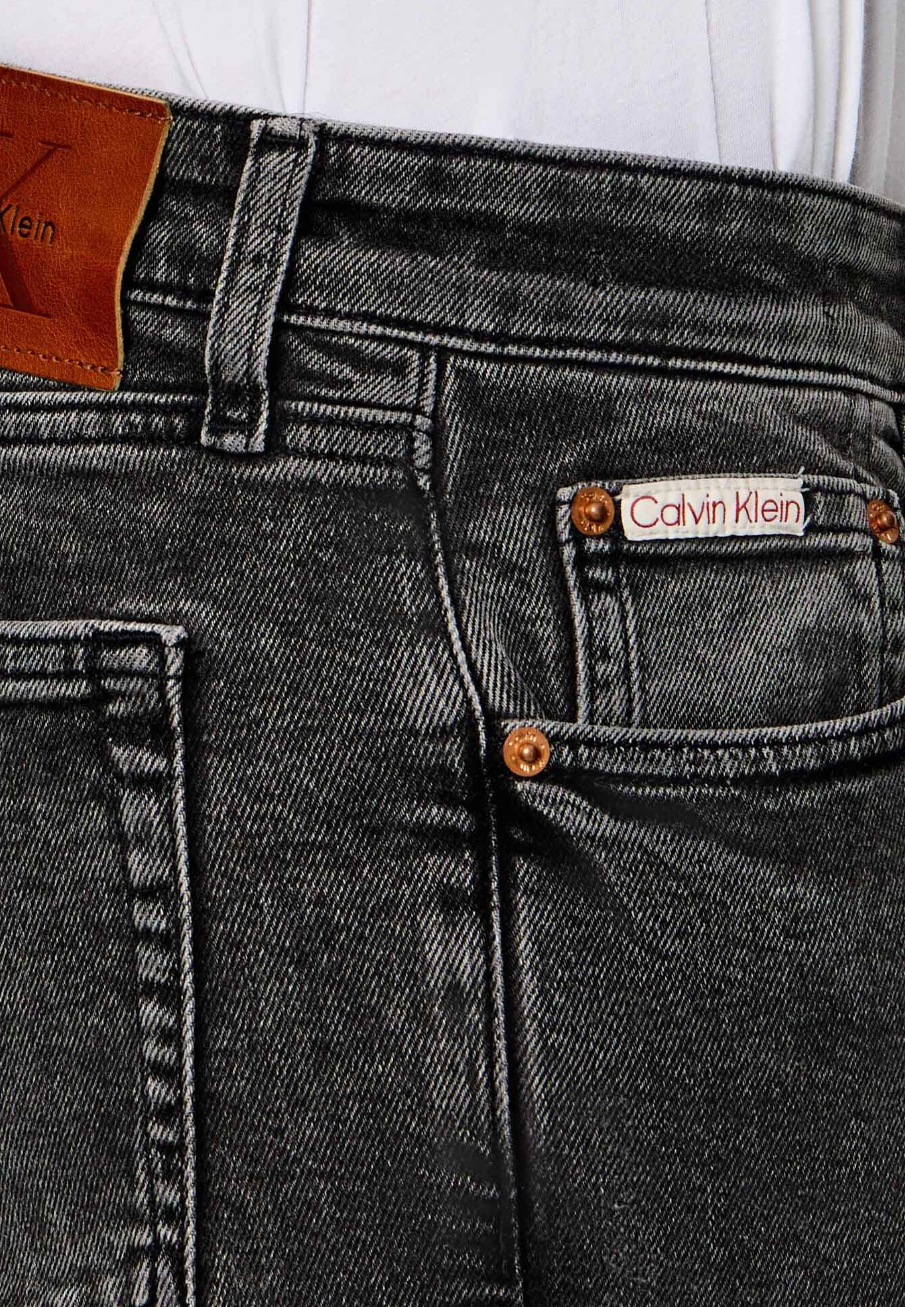 Xhinse për meshkuj Calvin Klein Jeans LV04RG709G, bezhë [Madhësia: W36 L32]