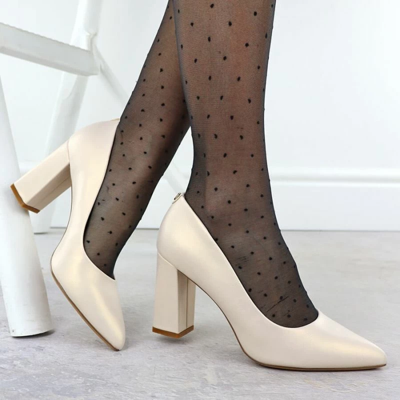 Këpucë elegante për femra Leone, bezhë