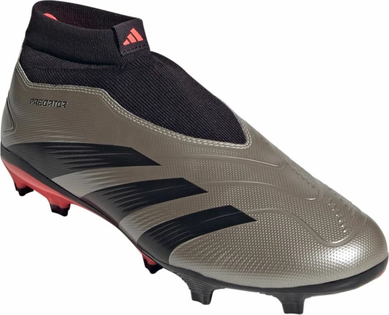 Atlete futbolli adidas për meshkuj, të zeza dhe argjendta [Madhësia: 43 1/3]