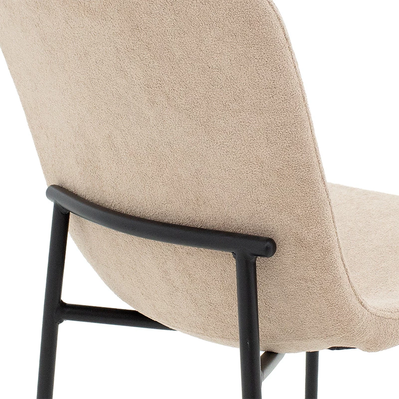 Karrige Gratify, pëlhurë bouclé, këmbë të zeza