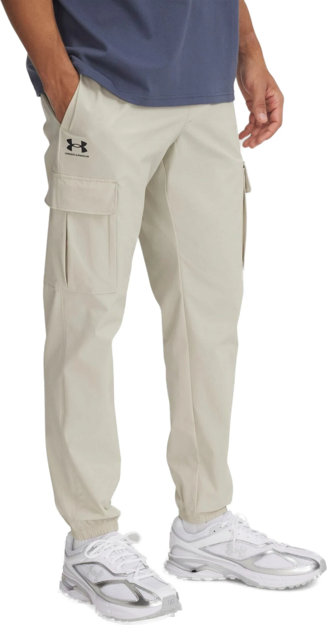 Pantallona cargo për meshkuj Under Armour UA Vibe Woven 1386558, bezhë-zi [Madhësia: XS]