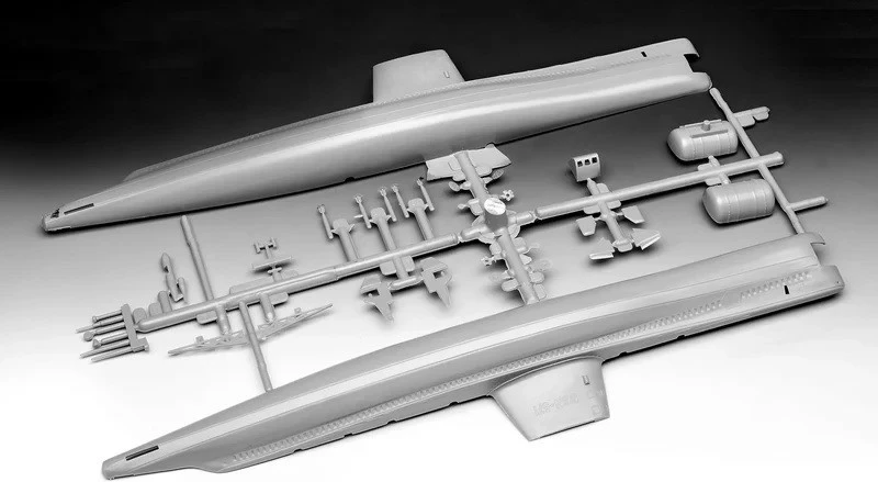Model plastik Revell U.S.S. Nautilus 1/305, 30 cm, për djem