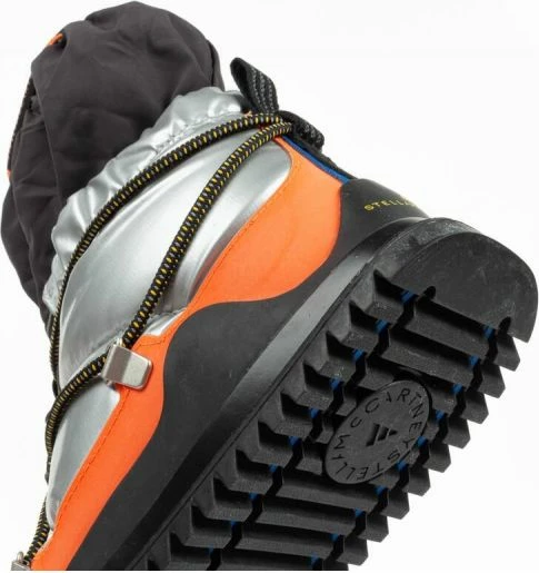 Çizme për femra adidas, të zeza