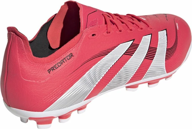 Atlete futbolli adidas për meshkuj, të kuqe [Madhësia: 46]