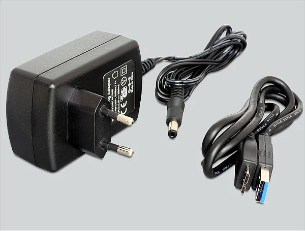 Adapter USB 3.0 në SATA III DeLOCK 62486, i zi