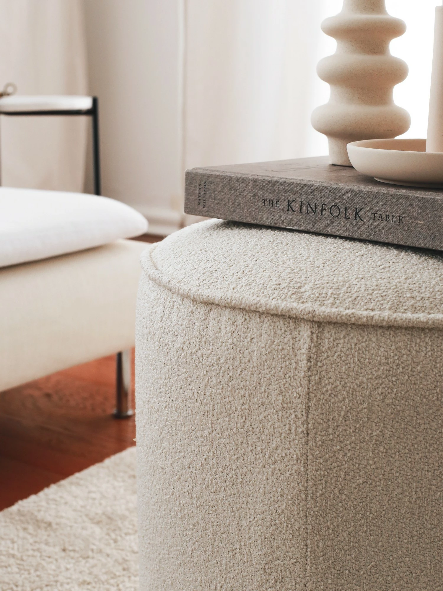 Puf Teddy Atelier del Sofa, krem