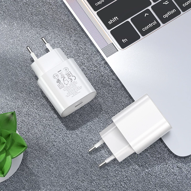Adapter karikimi USB-C HOCO N22 Jetta PD 25W, i bardhë, 1 copë