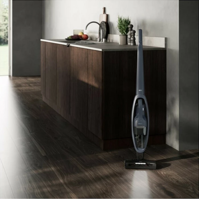 Fshesë me korrent pa kabllo AEG AS 52CB18DB, 0.3L, 45 min, denim blue