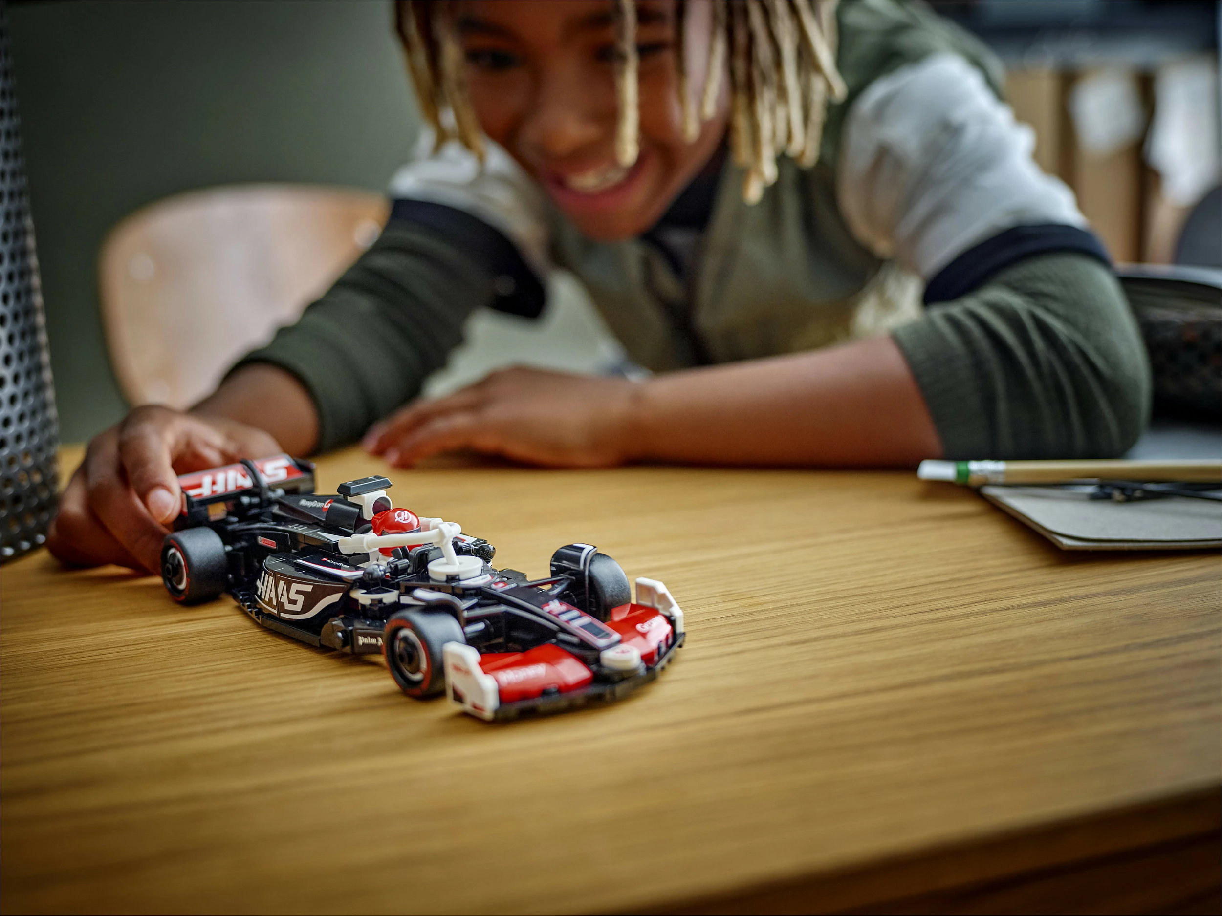 Set ndërtimi LEGO MoneyGram Haas F1 Team VF-24, 242 pjesë, shumëngjyrësh
