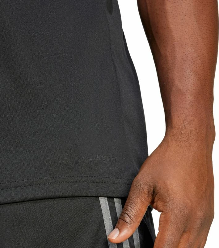 Maicë për meshkuj adidas, e zezë