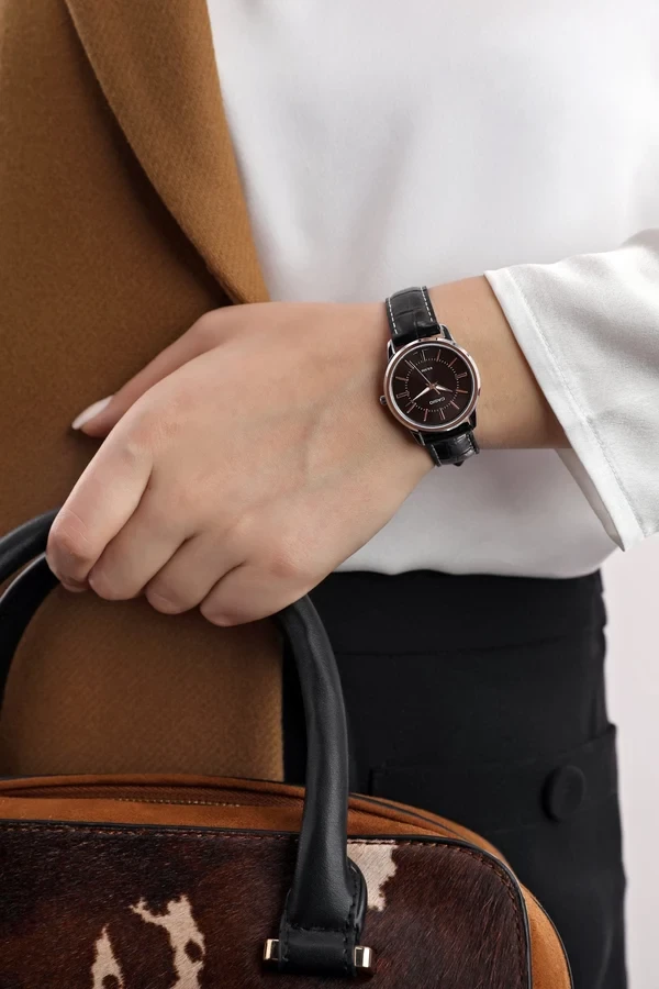 Orë dore Casio LTP-1303L-1AV, e argjendtë/zezë