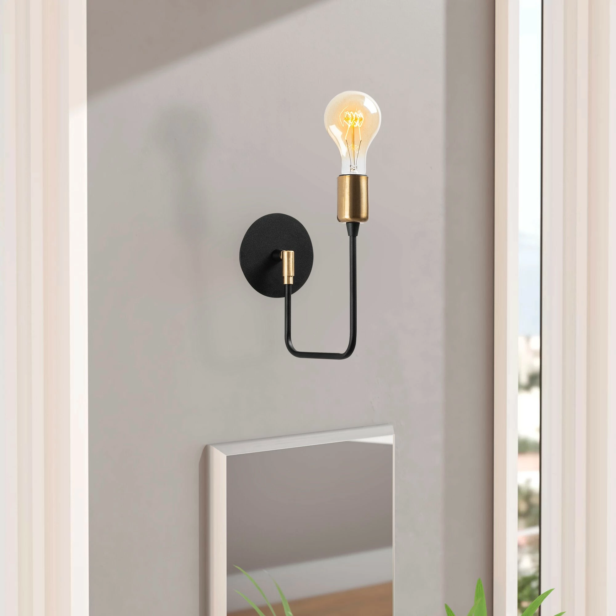 Llambë muri Opviq, Dolma - 3071, ngjyrë e zezë