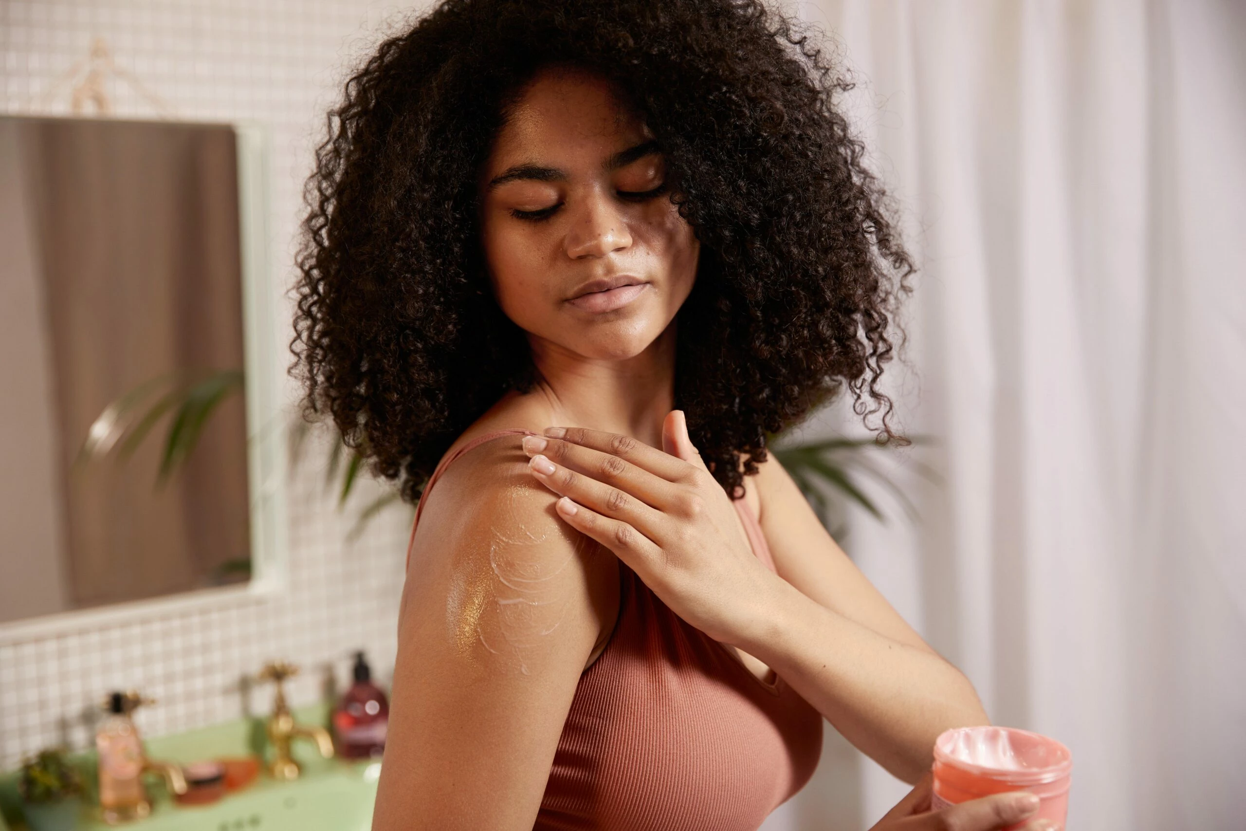 Yogurt trupi The Body Shop Pink Grapefruit, 200 ml