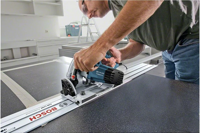 Sharrë rrethore Bosch GKT 55 GCE, 1400W, 16.5cm, 6250 RPM, bardhë/blu