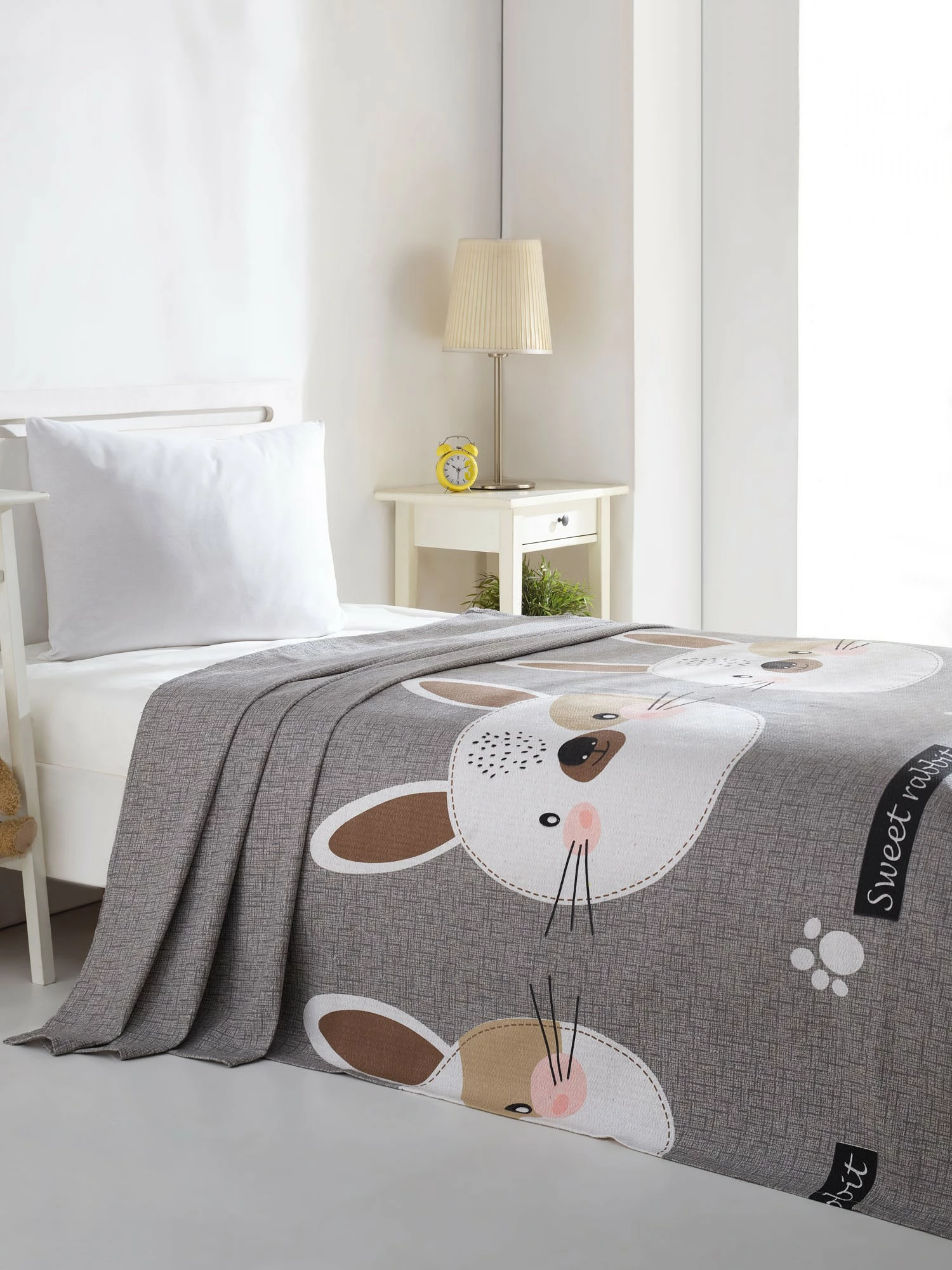 Pike teke Tavşancık, ngjyra të përziera, 160x235cm