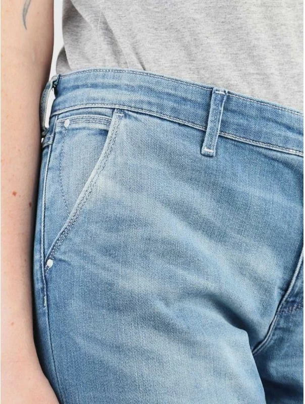 Jeans për femra Wrangler