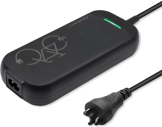 Karikues për biçikletë elektrike, Qoltec, 50762, 42V 2A 84W për bateri 36V Li-ion, prizë Bosch, IP54, me kabllo rryme, i zi