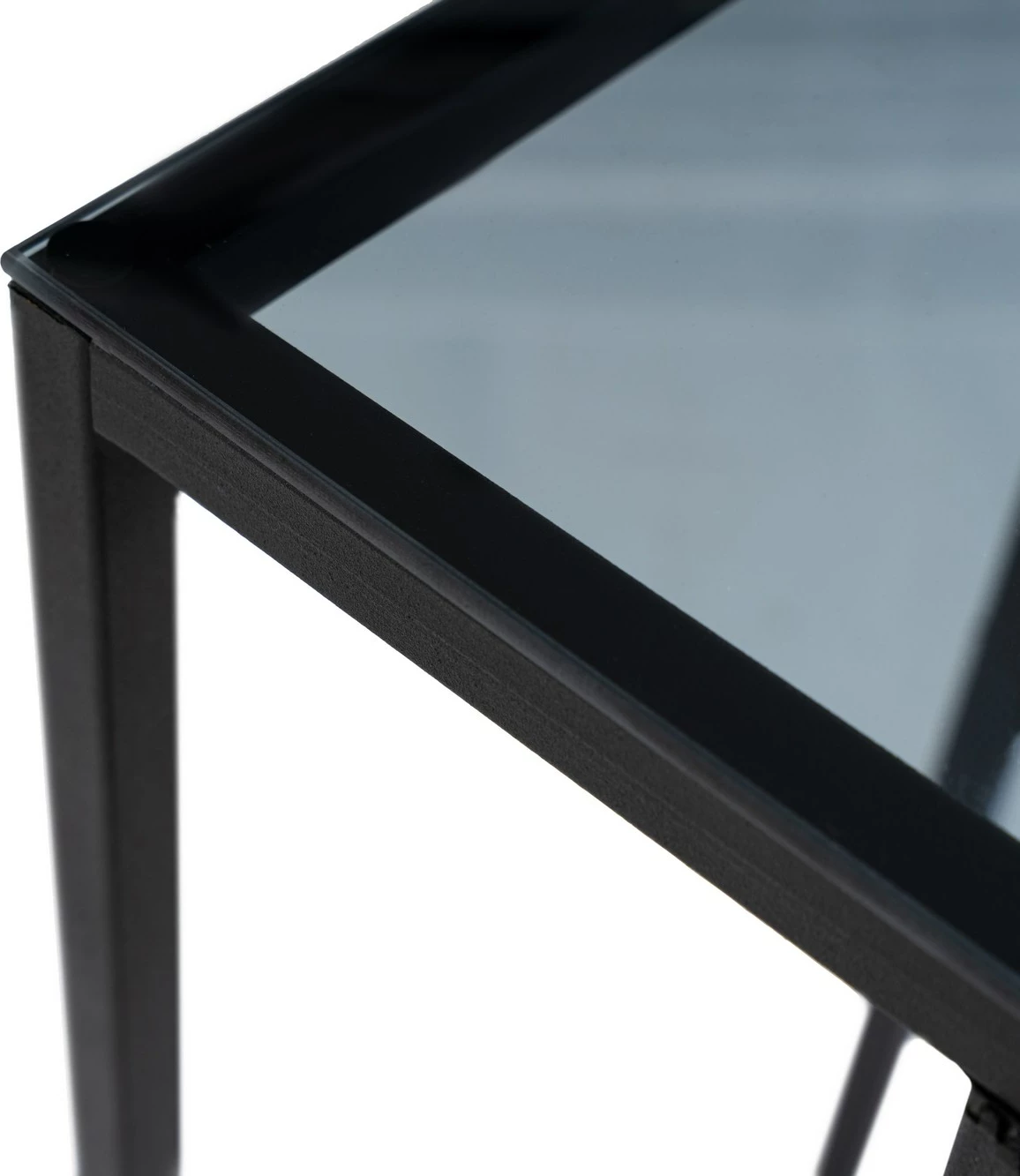 Tavolinë anësore Hanah Home, Alaska C, xham i tymosur