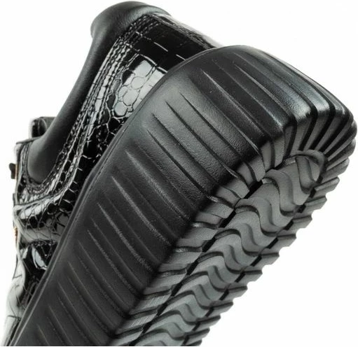 Atlete për femra Lee Cooper