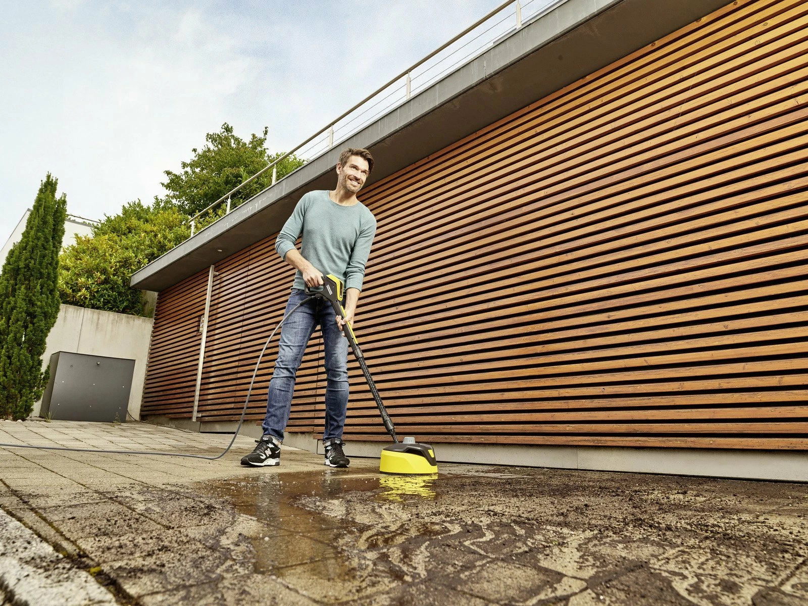 Aparat larës me presion Karcher K 5 Premium Smart Control Flex Home 1.324-735.0 145 bar 2.1 kW zorrë 10 m set Home T 5 + 1 L detergjent, verdhë/zi
