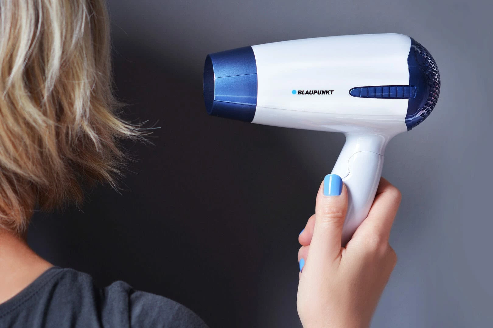 Tharëse Flokësh BLAUPUNKT HDD301BL