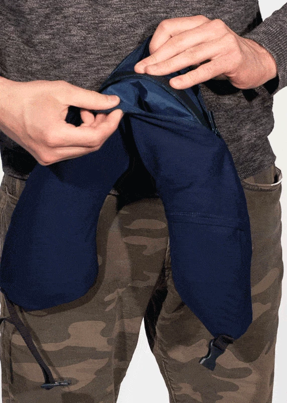 jastëk udhëtimi LayOn Travel Pillow, ergonomik, me xhep, 25×14×12 cm, blu