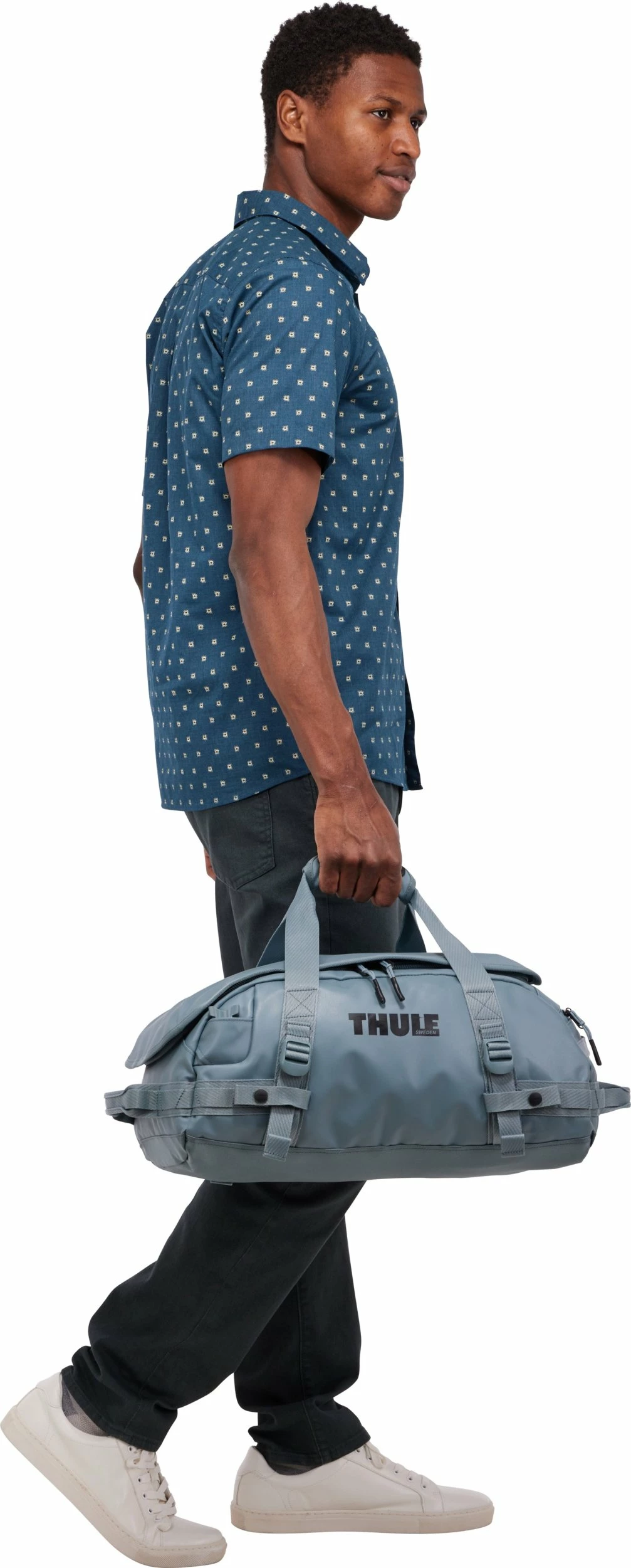 Çantë udhëtimi/duffel Thule Chasm 30L, 2-në-1 duffel + backpack, waterproof, poliester i ricikluar, Pond Gray