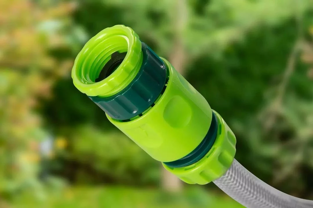 Mbështjellës automatik për zorrë kopshti Verto 15G891, 20 m + 2 m, 1/2\", i gjelbër, set me spërkatës dhe lidhësa