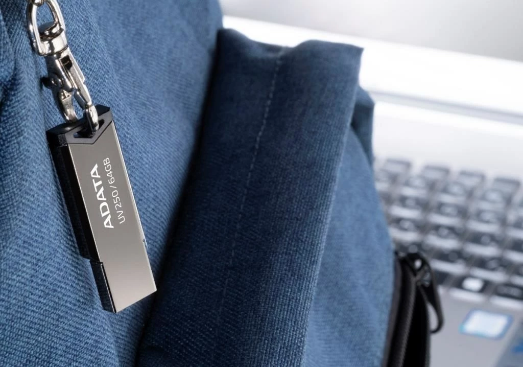 USB Adata UV250, 32GB, 2.0  