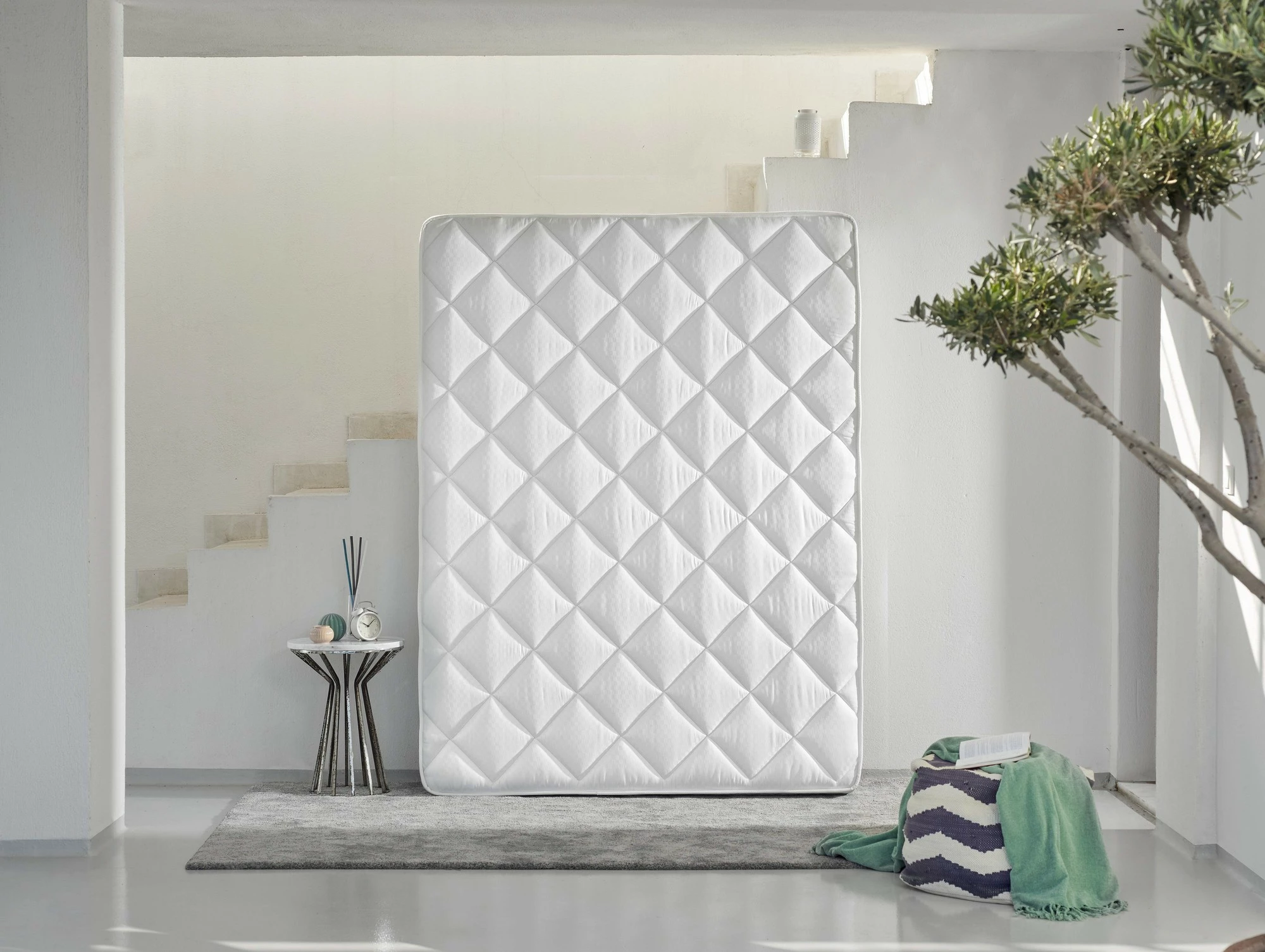 Dyshek luksoz Daisy, njësh, ngjyrë e bardhë, 120x200 cm