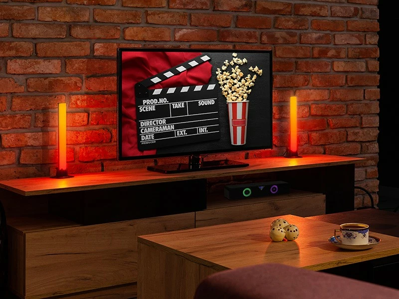 Set llamba RGB tavoline Tracer TRAOSW47008, kontroll me aplikacion Tuya, LED, USB, E zezë, 2 copë