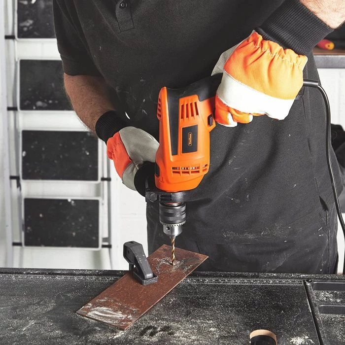 Burmashinë goditëse (rotary hammer) VONHAUS 3500151 710W, mandrinë 13mm, 0-2600 rpm, set me 9 shpona + kuti, portokalli/zi