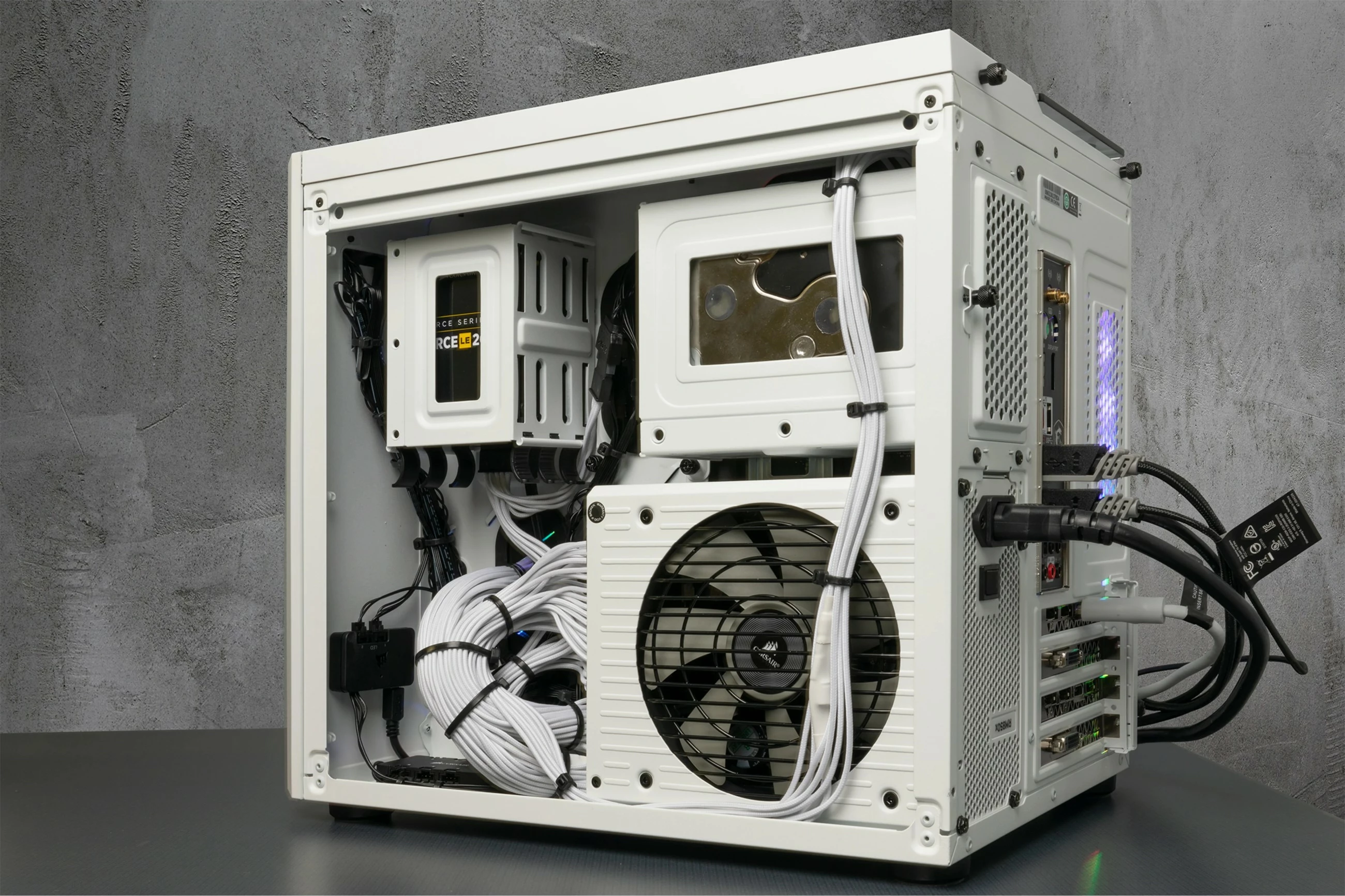 Kasë Corsair Crystal 280X, micro ATX, xham i temperuar, e bardhë