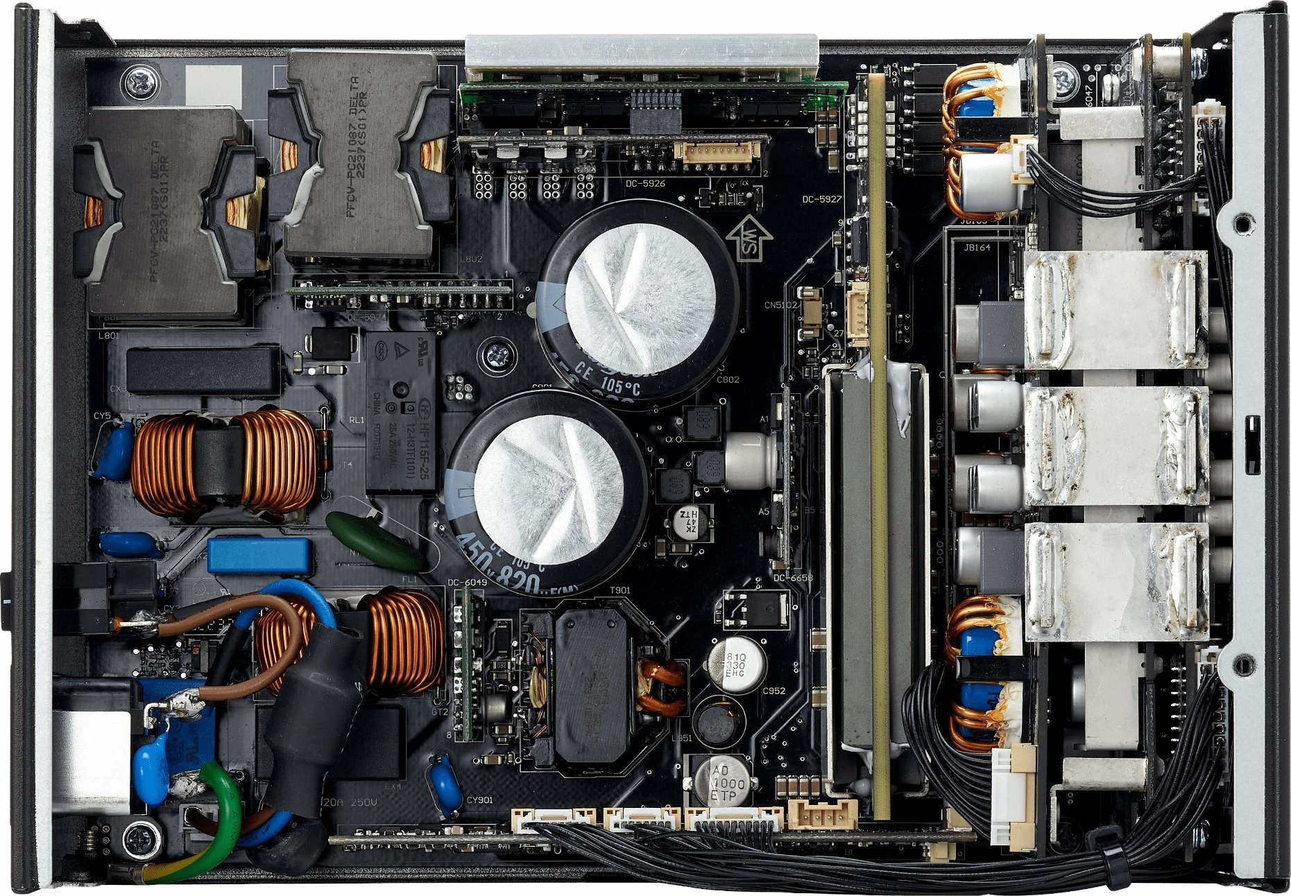Furnizues energjie (PSU) XPG Fusion 1600 Titanium 1600W, ATX 3.0, 80 Plus Titanium, fully modular, i zi