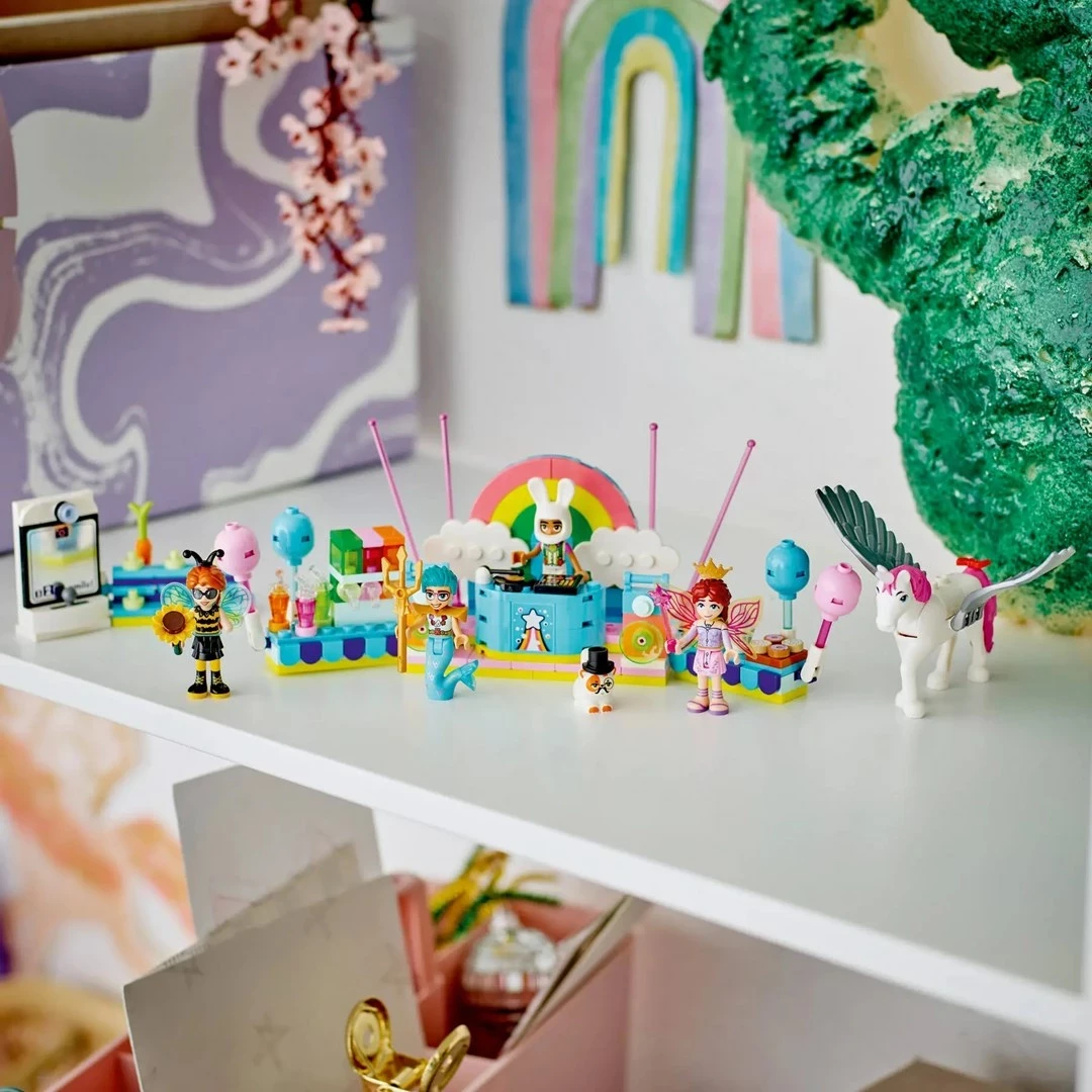 Set lodrash LEGO Friends 42661, 261 pjesë, me 5 minifigura, Party me njëbrirësh dhe zanë