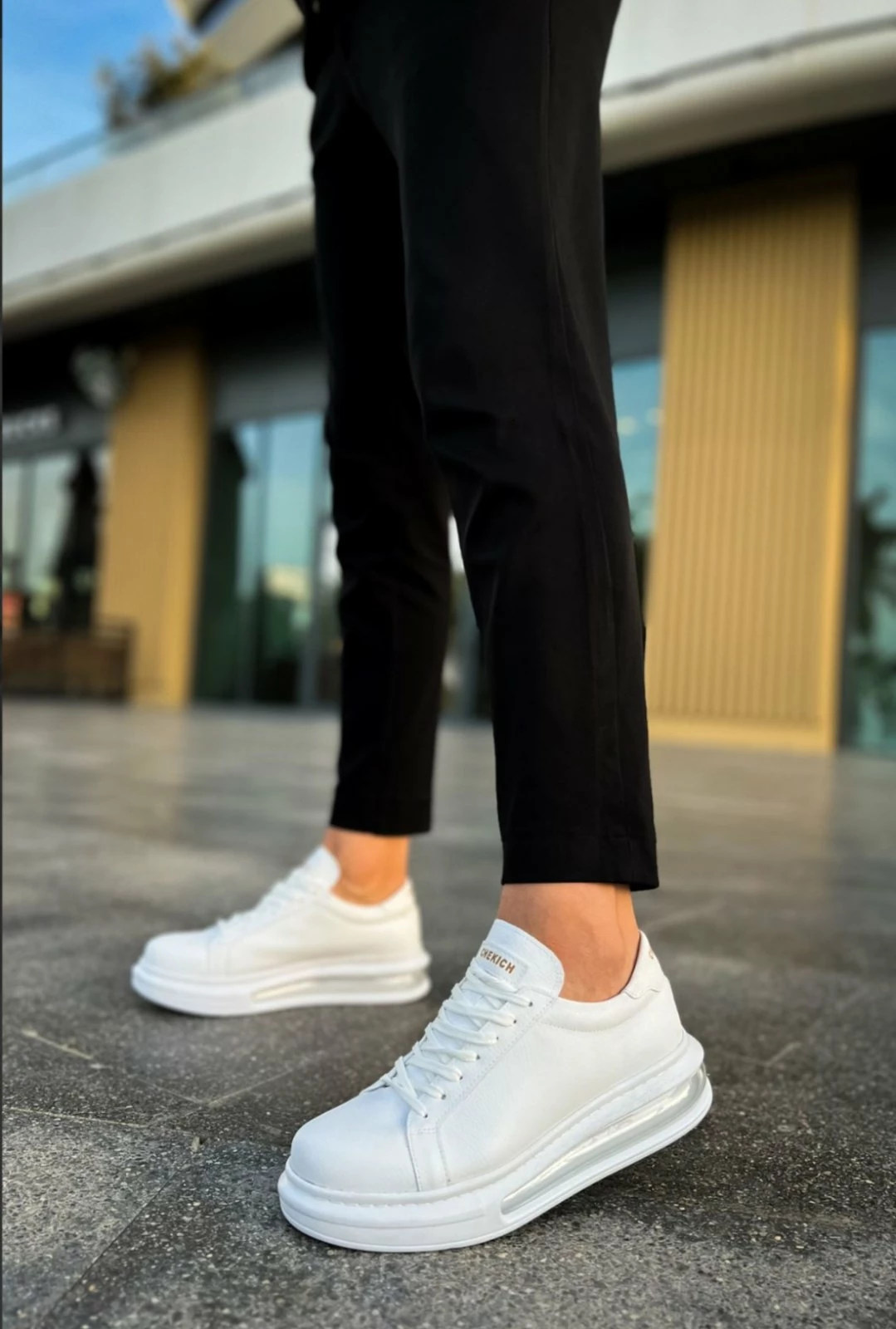 Atlete për meshkuj, Chekich 271 CRT Ariaso