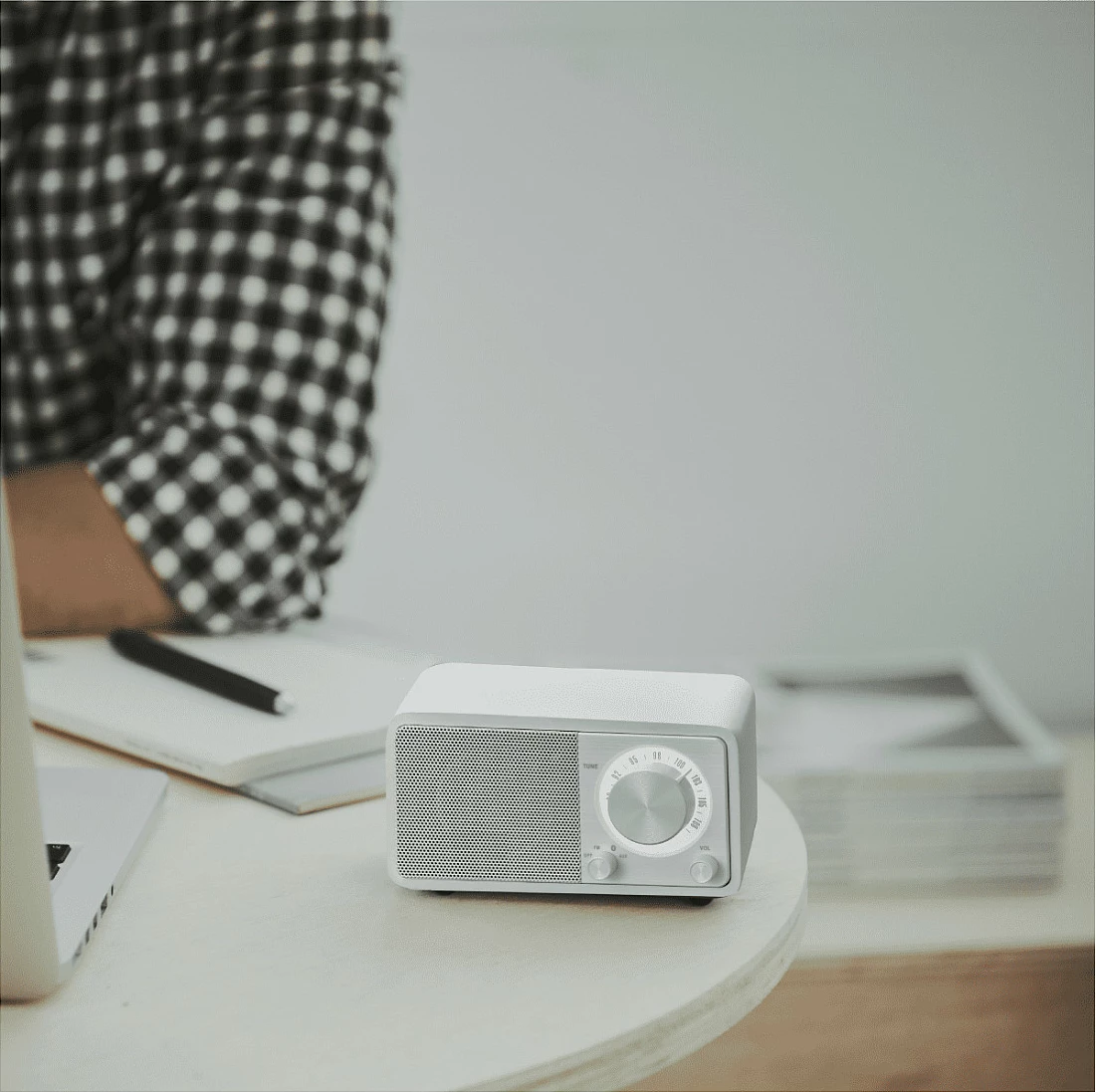 Radio portative Sangean WR-7, FM, Bluetooth, 36 orë, 2600mAh, e bardhë