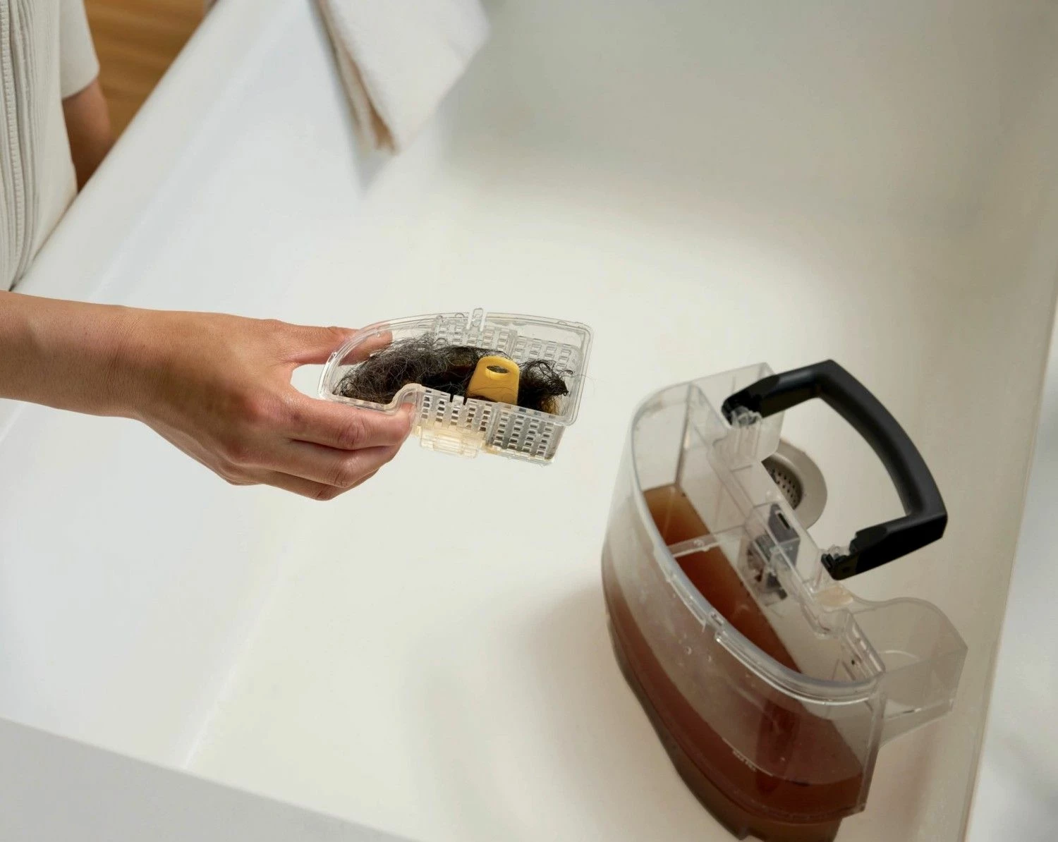 Kasë pastrimi Shark StainStriker HairPro PX250EUT, pa qese, me bateri, argjendtë