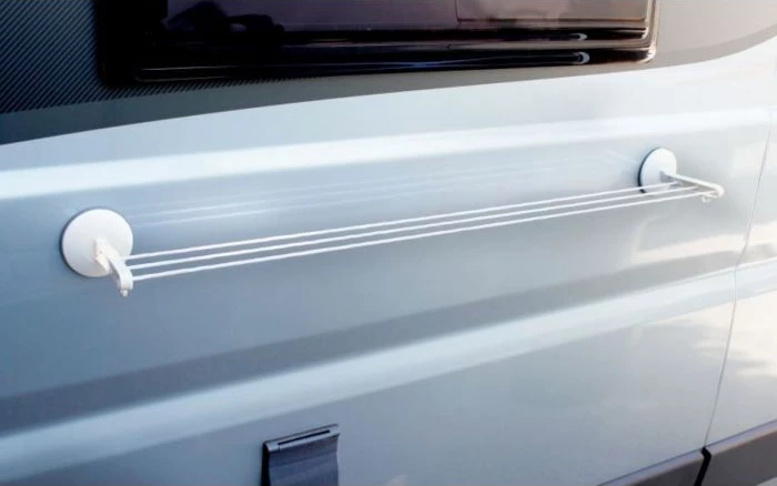 Tharëse rrobash për kamping BRUNNER POPS 7202824N, me kupa thithëse, e bardhë