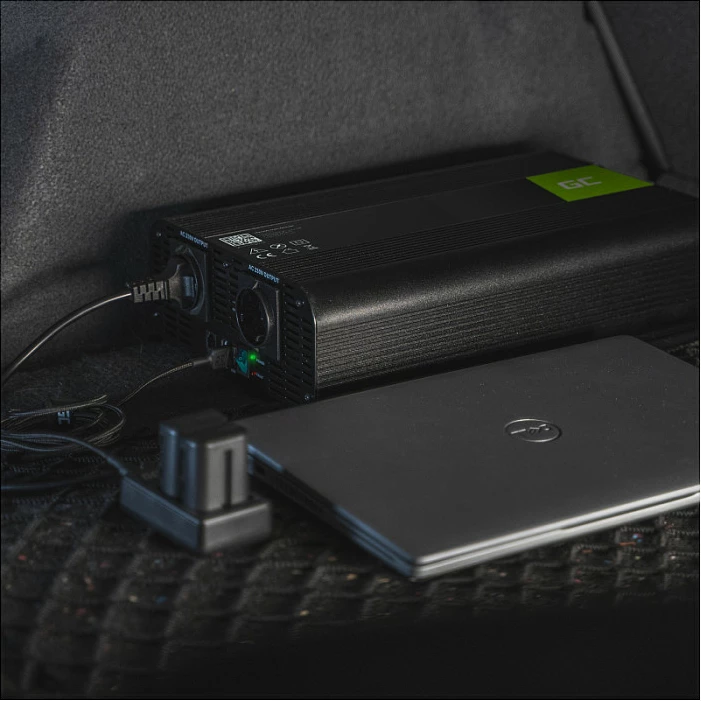 Inverter për veturë Green Cell INV21, 24V në 230V, 6000W, 2x USB PD, i zi