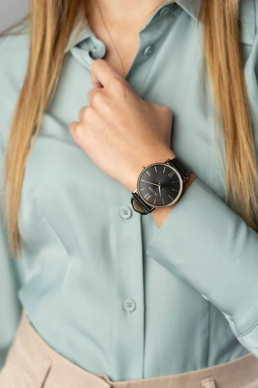 Orë dore për femra Paul Lorens, e zezë