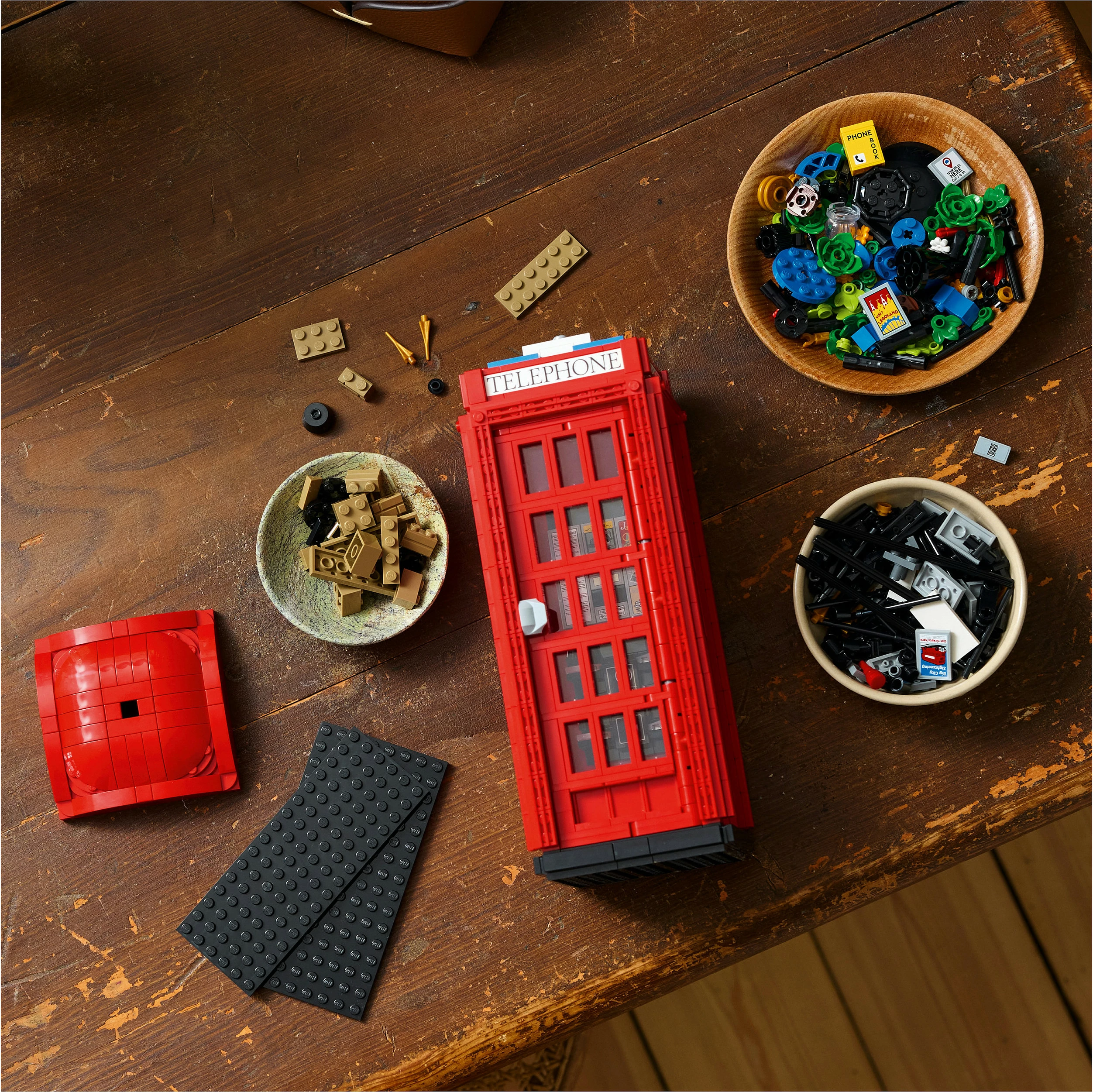 Set ndërtimi LEGO Ideas 21347, Kuti telefonike e kuqe londineze, 1460 pjesë, Multikolor