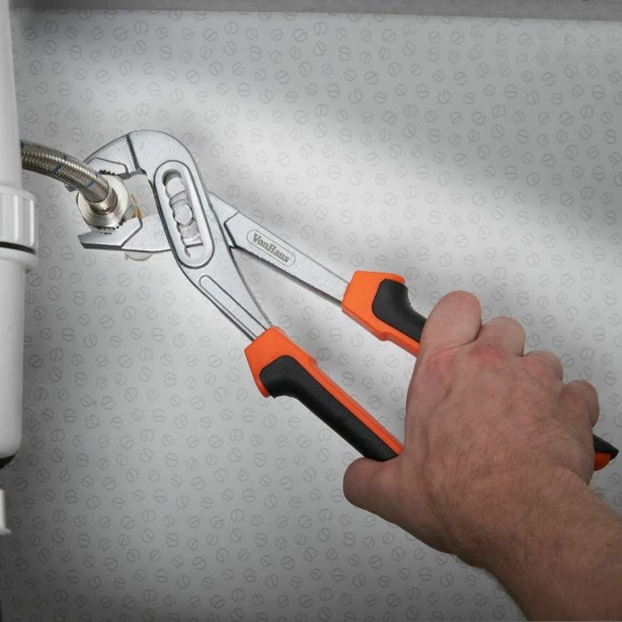 Set veglash dore VONHAUS 3515180 256-copë, me kuti plastike të fortë, zi/portokalli