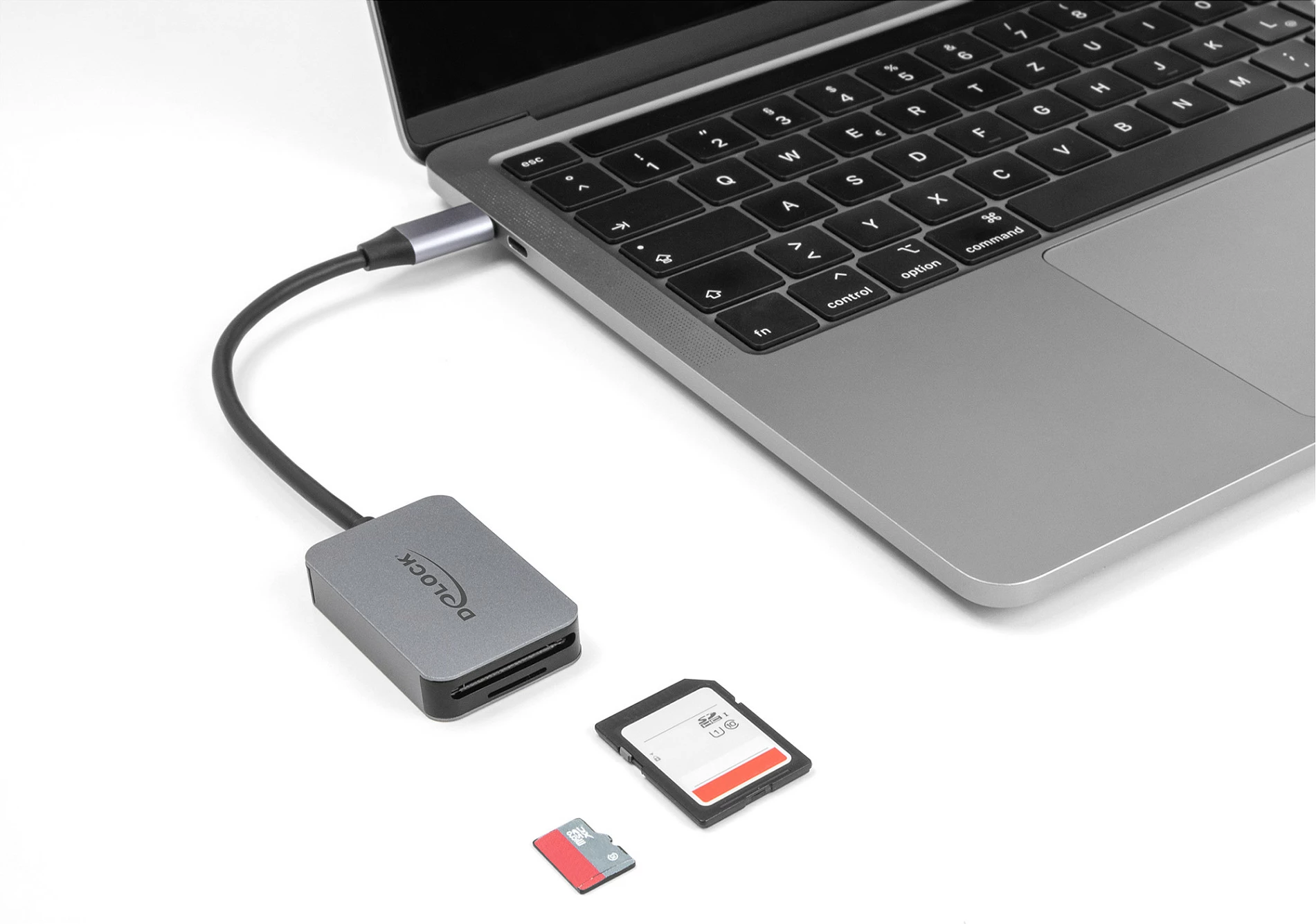 Lexues kartelash DeLOCK USB-C për SD/MicroSD, USB 3.2 Gen 1, 5 Gbit/s, alumin, gri