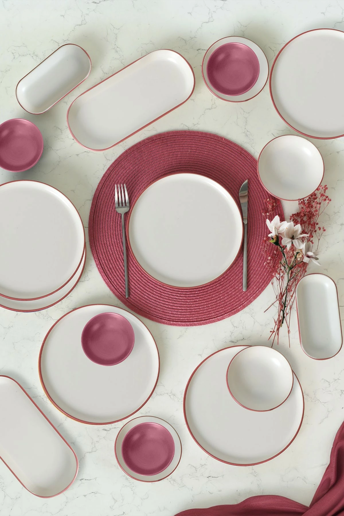 Set mëngjesi 18 pjesësh, Hermia Concept, rozë dhe e bardhë