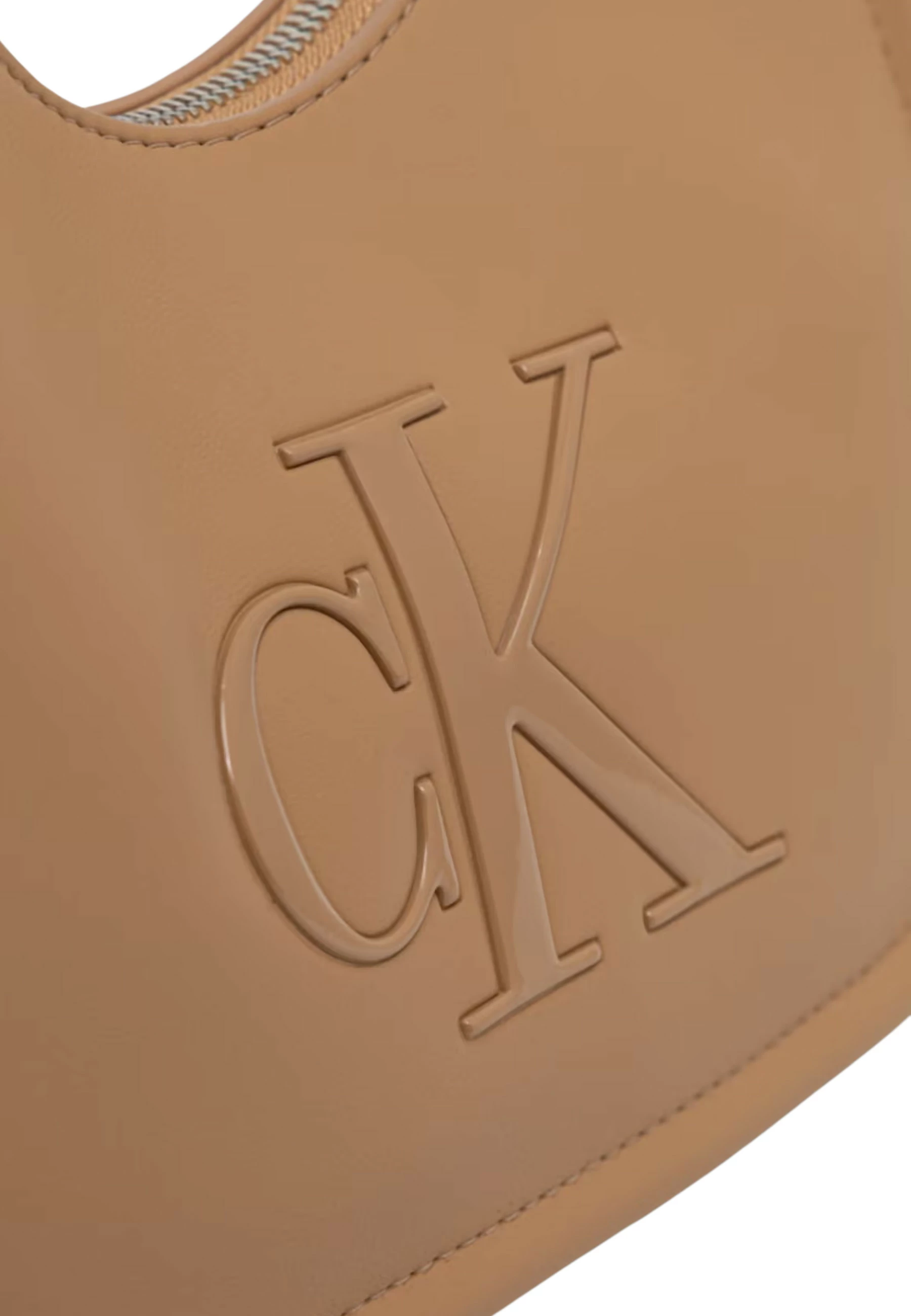 Çantë krahu Calvin Klein BOLD CK Small Crescent LV04F3561G, bezhe e errët